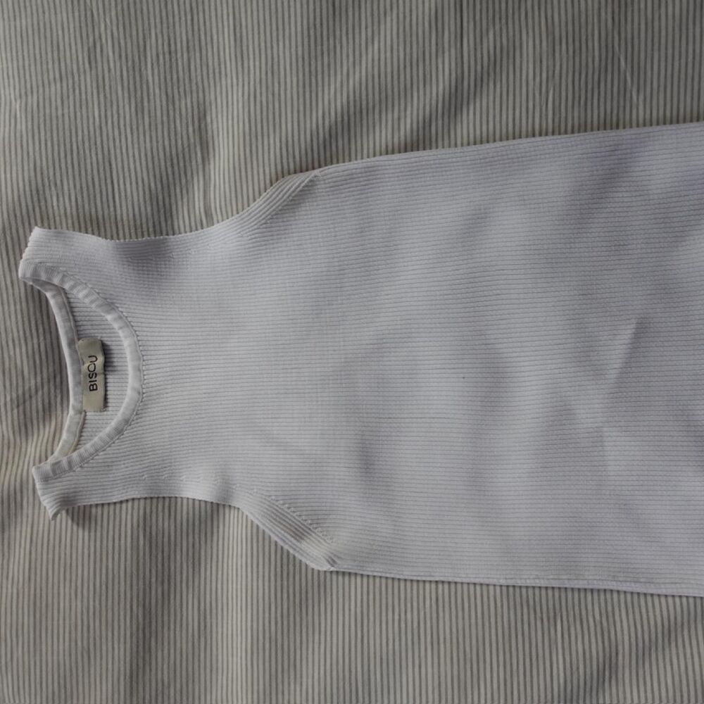 Bisous Women's White Vest